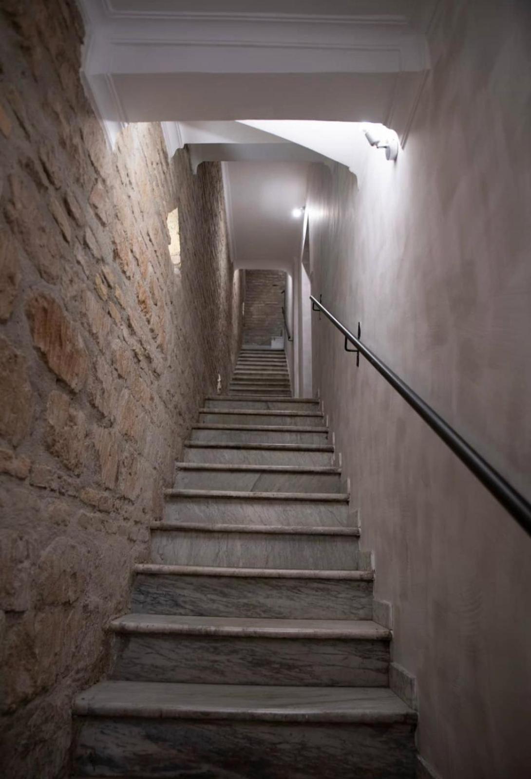 - 3 Floor *